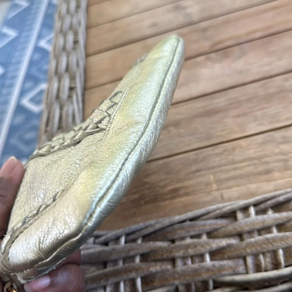 Wilson’s Leather Metallic Wristlet